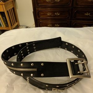 Black belt with zipper detail